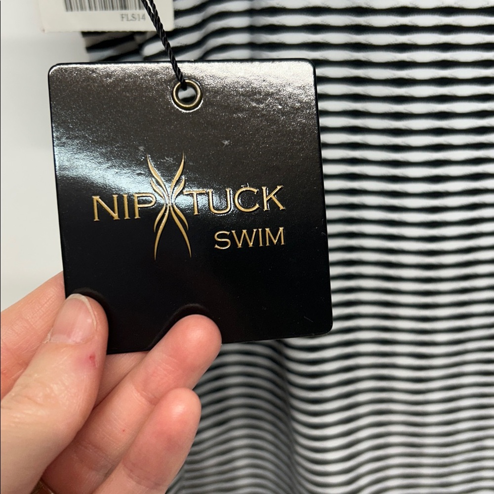 Striped One-Piece Swimsuit nip tuck, swim, size 8, black and white NWT - Picture 5 of 8